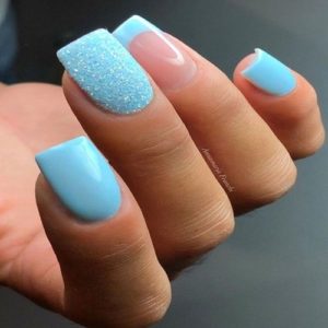 Short Blue Nails with Glitter