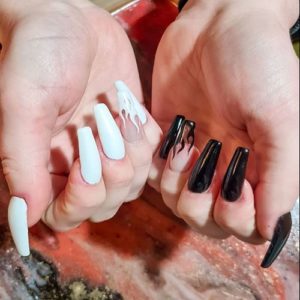 Coffin Black and White Acrylic Nails